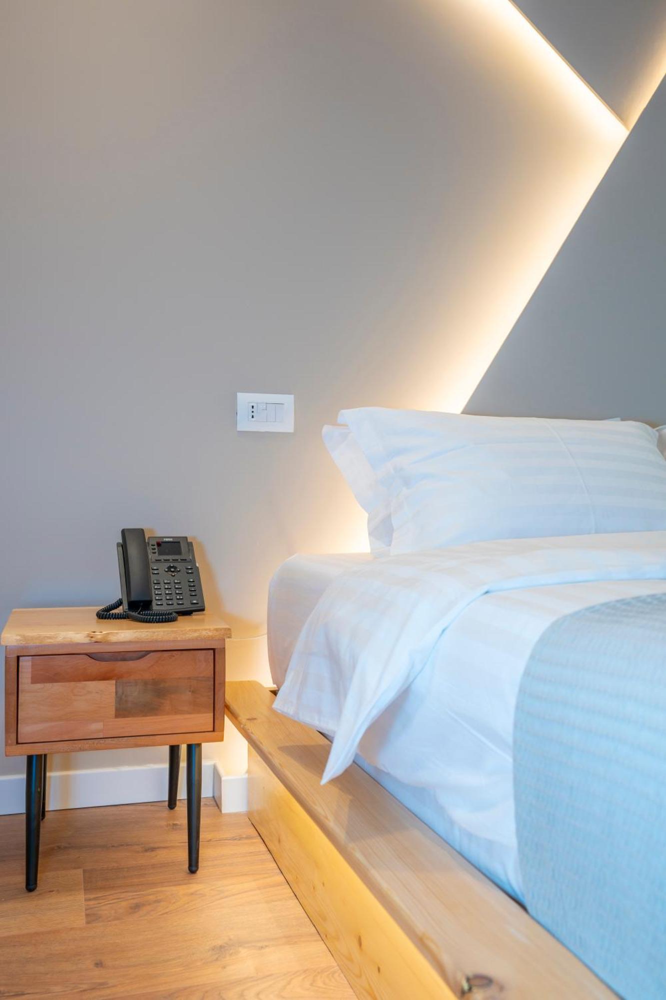 Hotel Jezerca 세스 외부 사진