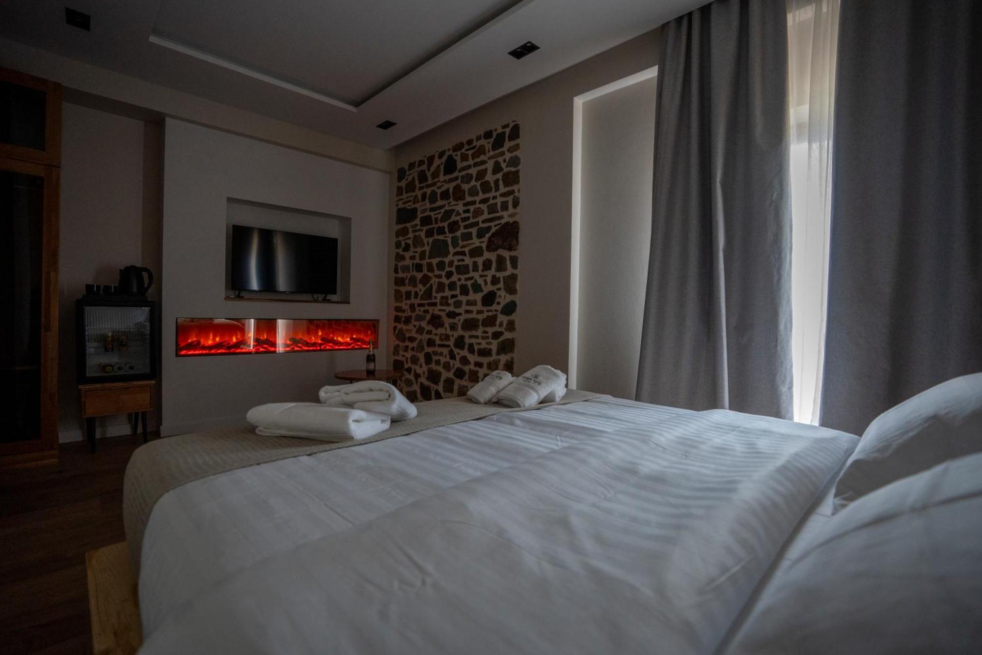 Hotel Jezerca 세스 외부 사진