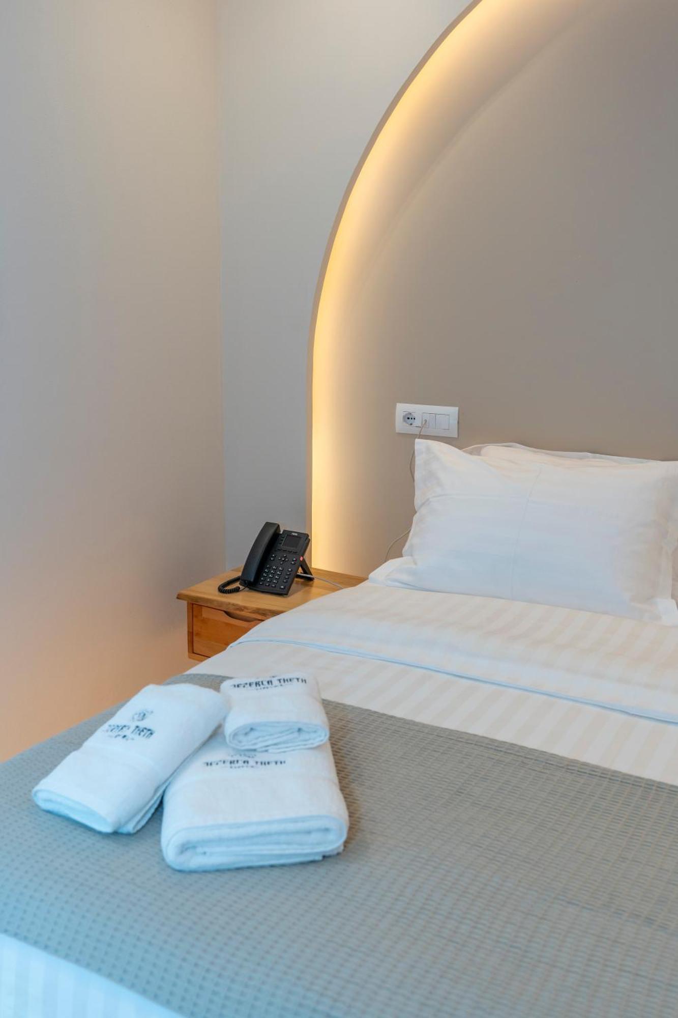 Hotel Jezerca 세스 외부 사진
