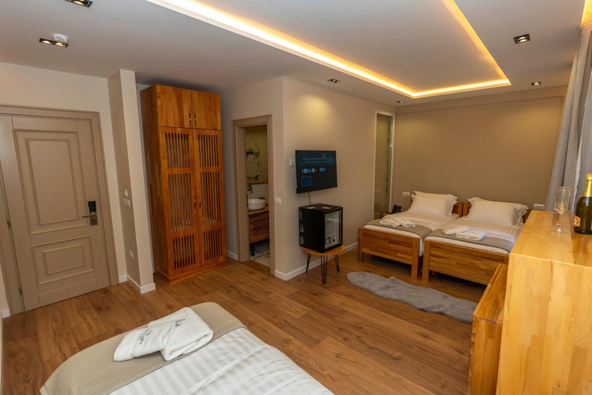 Hotel Jezerca 세스 외부 사진